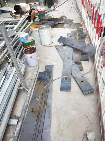 平谷区混泥土路面翻沙钢筋砼拆除